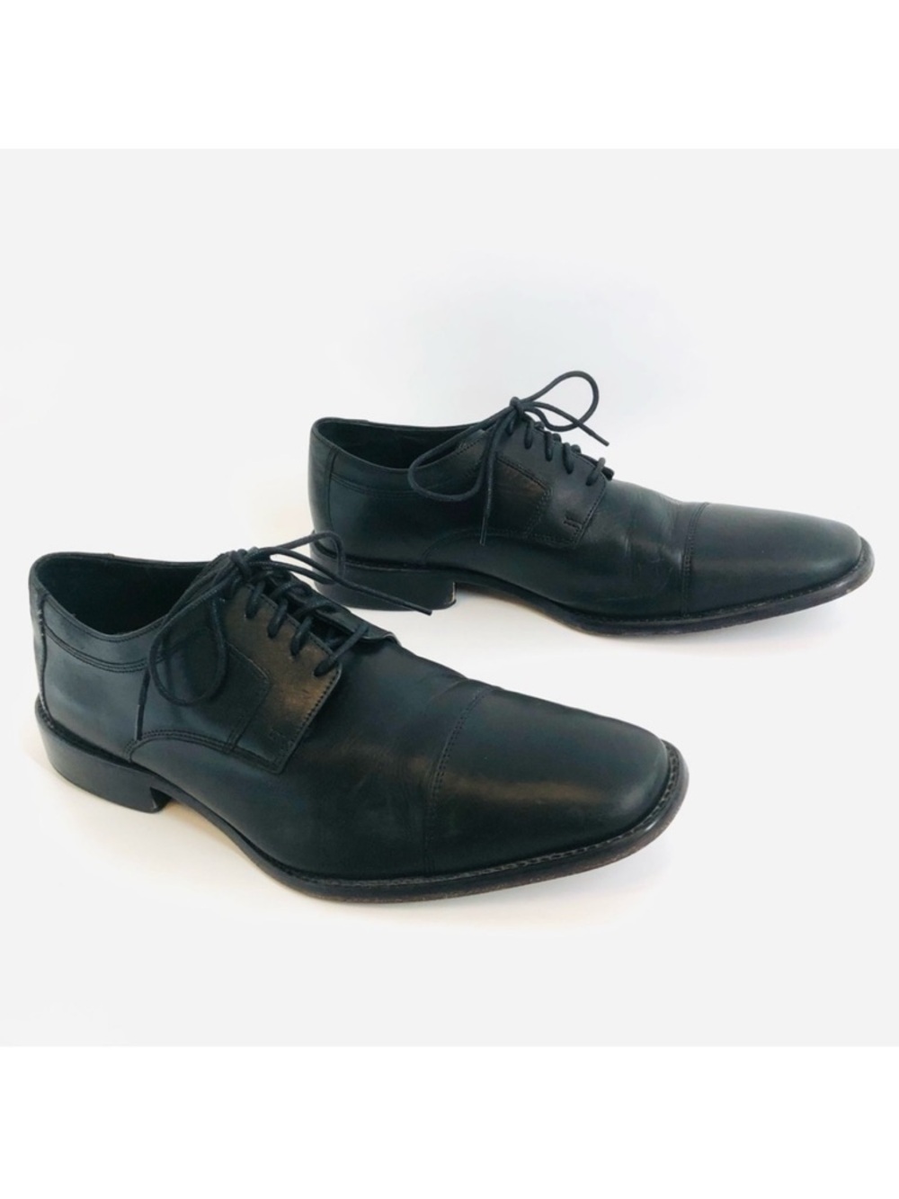Johnston & Murphy Black Leather Oxfords
